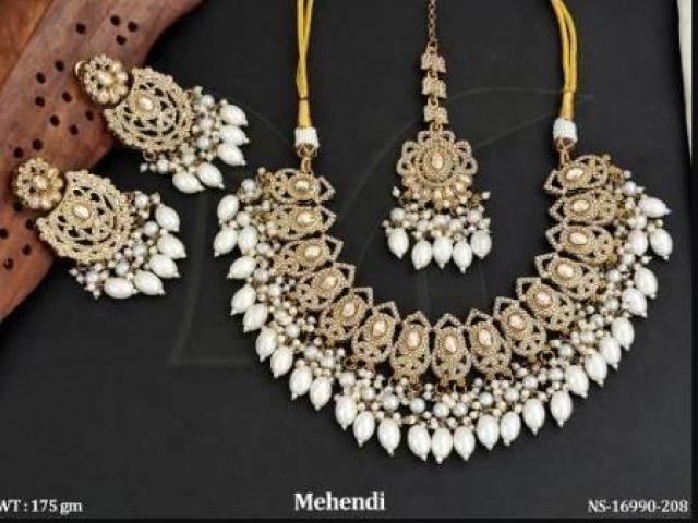 Online jewellery shop