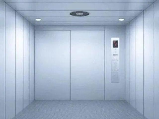 Heavy Duty Goods Lift Manufacturer in Delhi | Recon Elevator