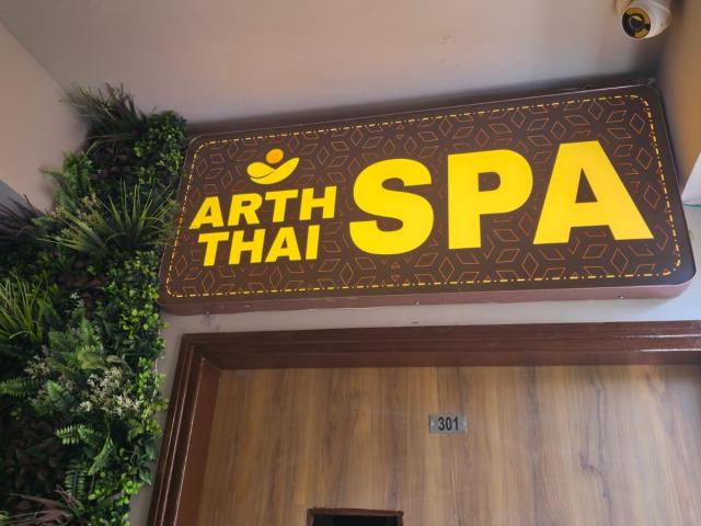 ARTH THAI SPA BORIVALI