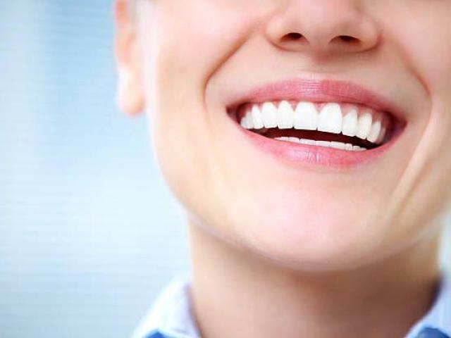 Best Teeth Whitening Clinic in Delhi NCR