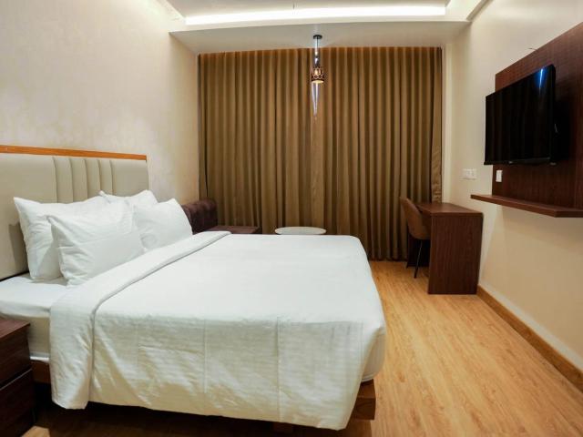 Business Hotel Near Coimbatore Airport | Manchester Suites