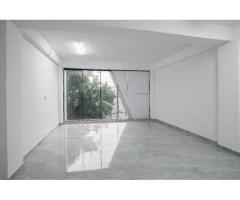 150 Yards commercial floor available for rent